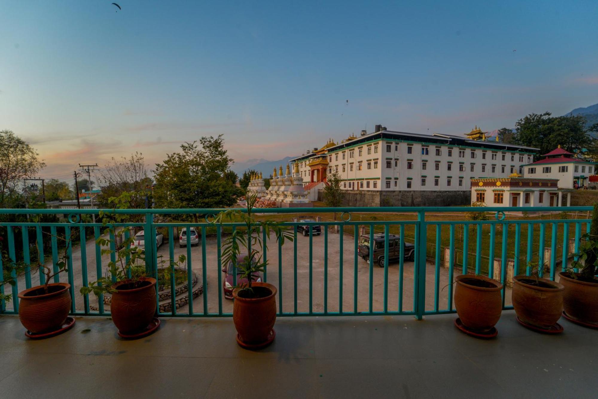 Hotel Chokling Arthouse - The Treasure Of Himalayas Bīr Esterno foto