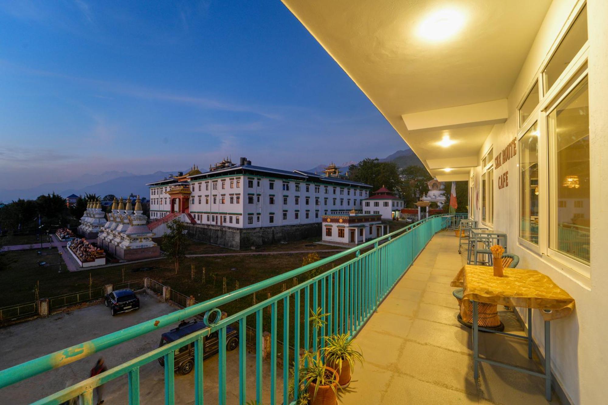 Hotel Chokling Arthouse - The Treasure Of Himalayas Bīr Esterno foto