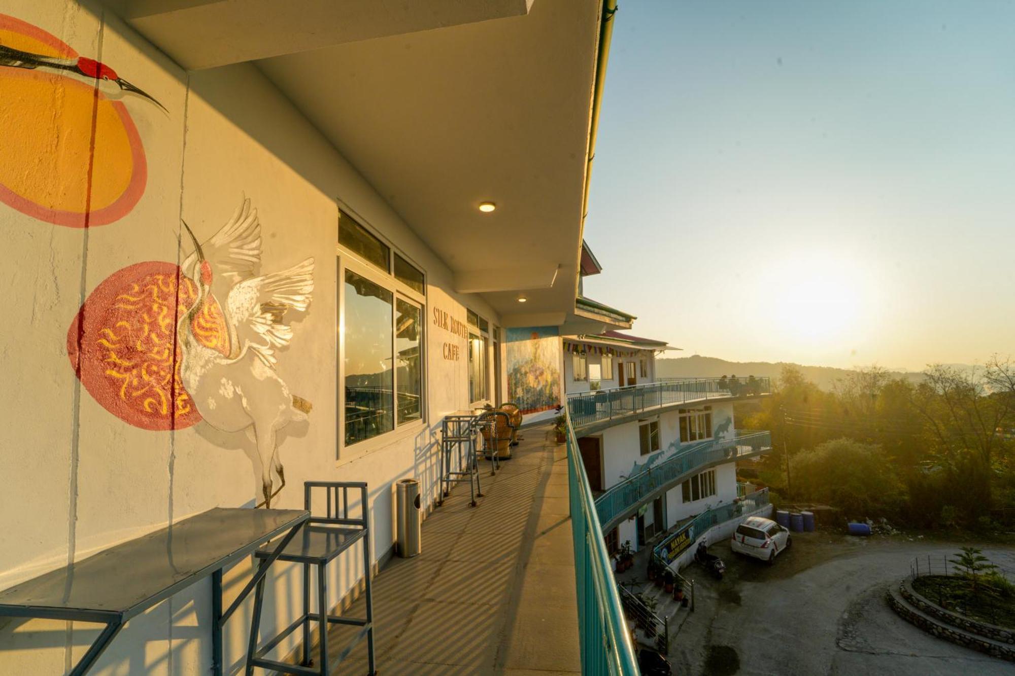 Hotel Chokling Arthouse - The Treasure Of Himalayas Bīr Esterno foto